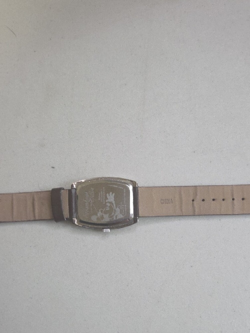 Disney Brown Leather Strap Mickey Mouse Wristwatch - Picture 3 of 3